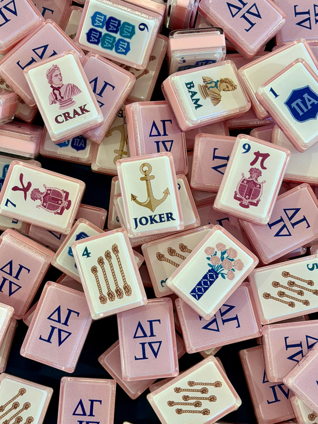 Delta Gamma Mahjong Set